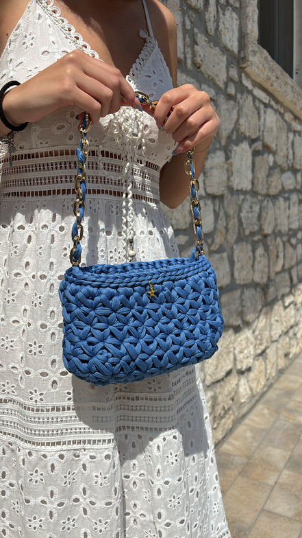 Borsa Calyra