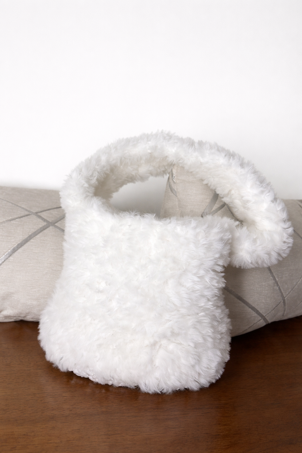 BORSA A SPALLA FIOCCO