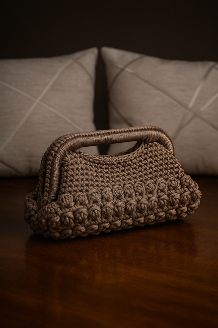 CLUTCH CON MANICO MIRA