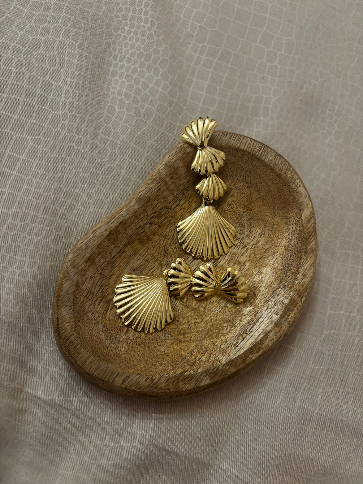 ORECCHINI CONCHIGLIA ORO